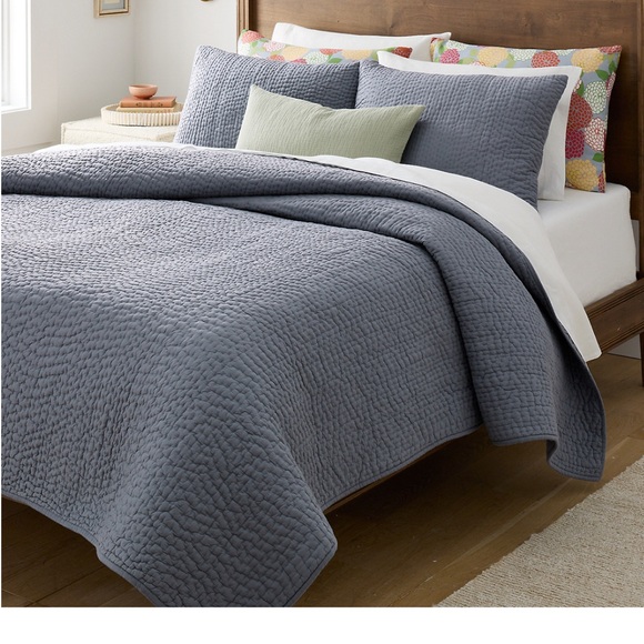 Garnet Hill Bedding Quilts